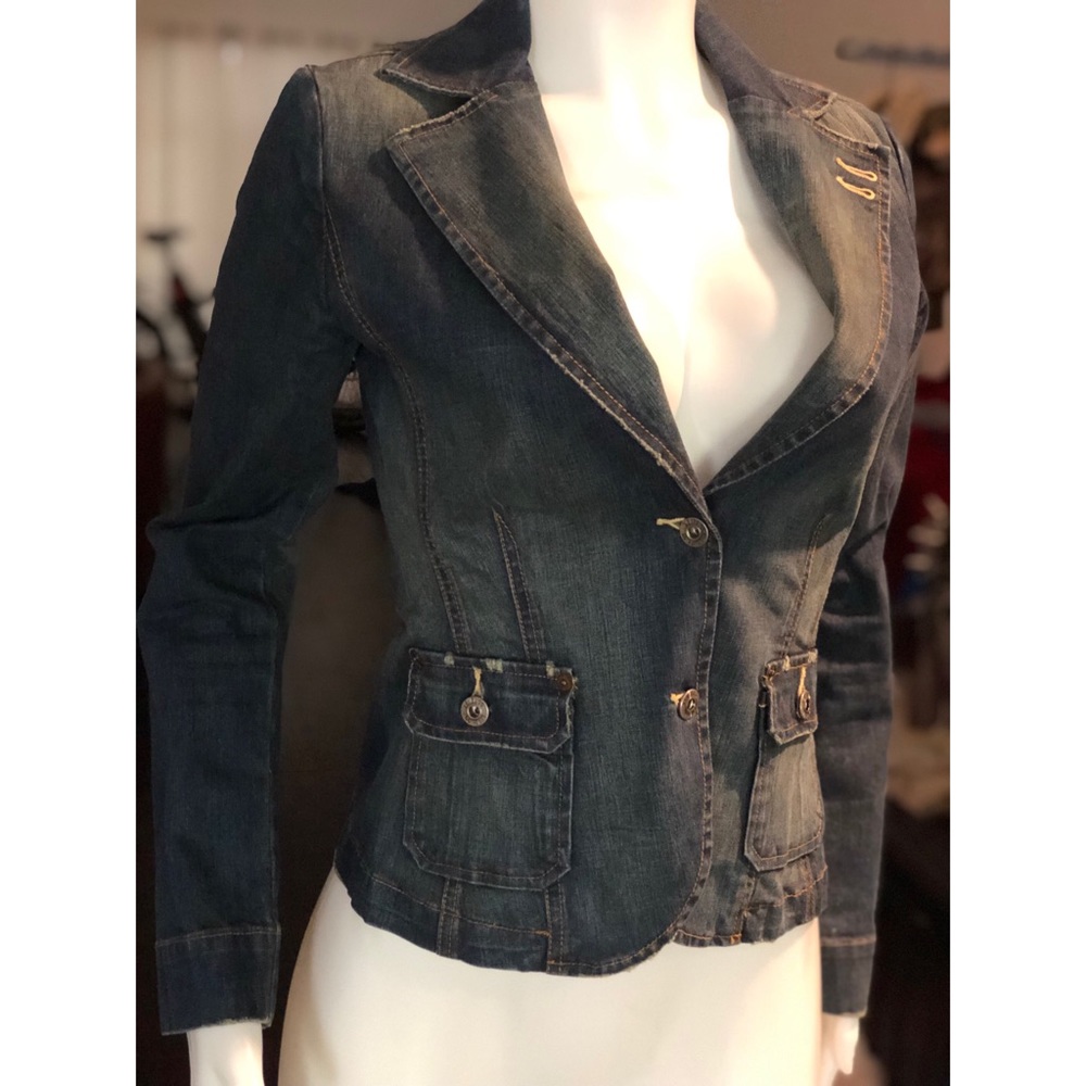 Level 99 Distressed Stretch Denim Button Blazer - Picture 2 of 7